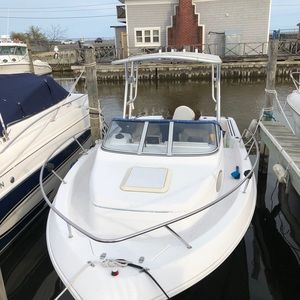 Meet your Posher, Tom